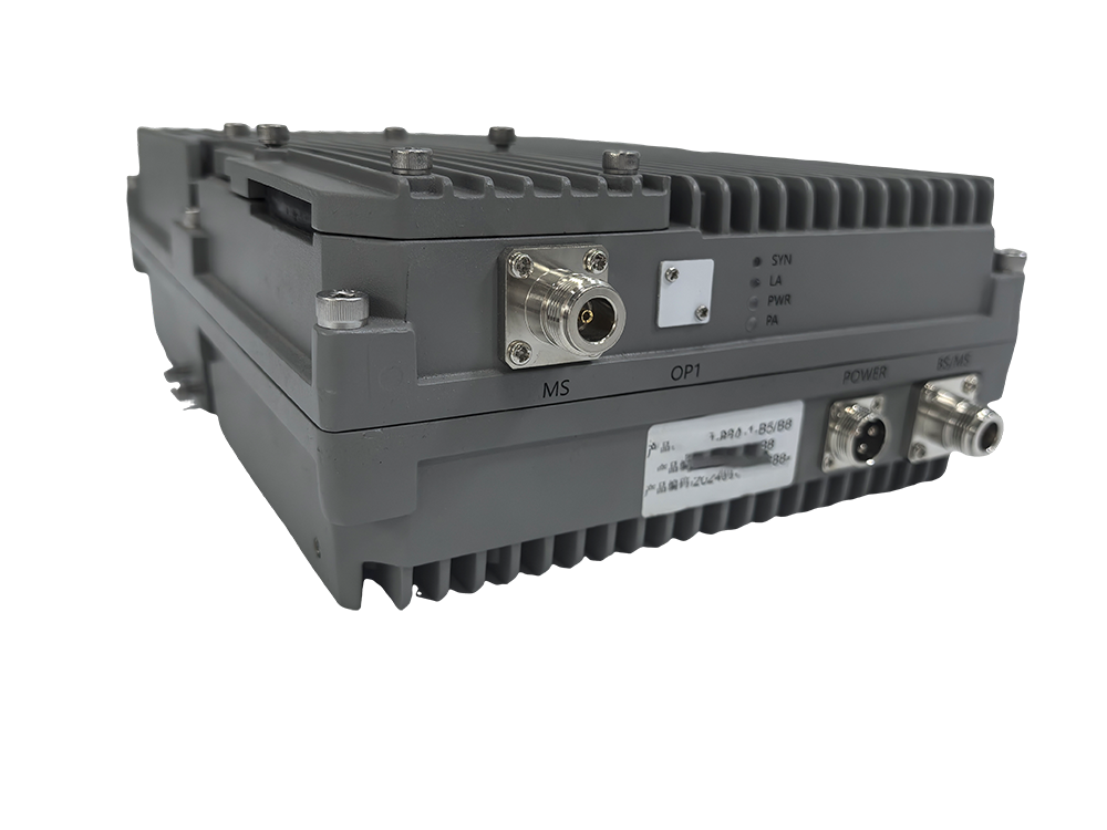  陈仓三频手机信号接收器2000㎡